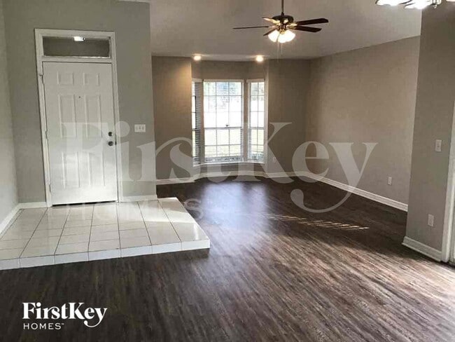 Photo - 1575 Pine Ct