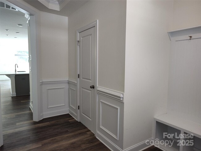 Photo - 2153 Bexar Trl