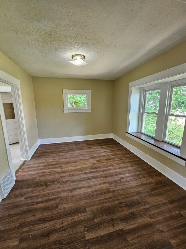 Photo - 344 Fuller St