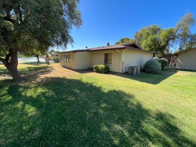 Photo - 522 Leisure World