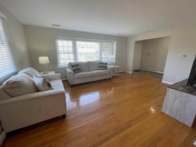 Photo - 8104 Marshall Ave