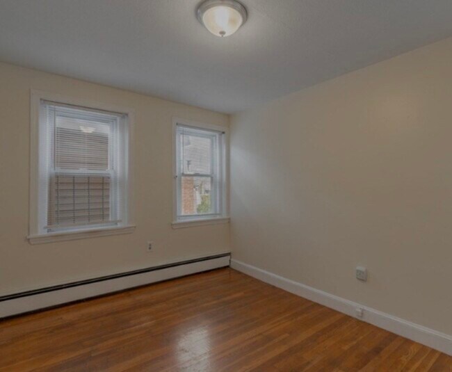 Photo - 132 Emerson St Unit 33