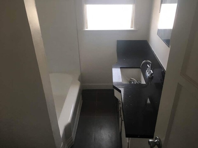 Photo - Dixon Delano Apartments