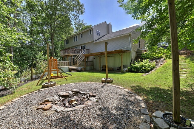 Photo - 28 Edgewood Ave