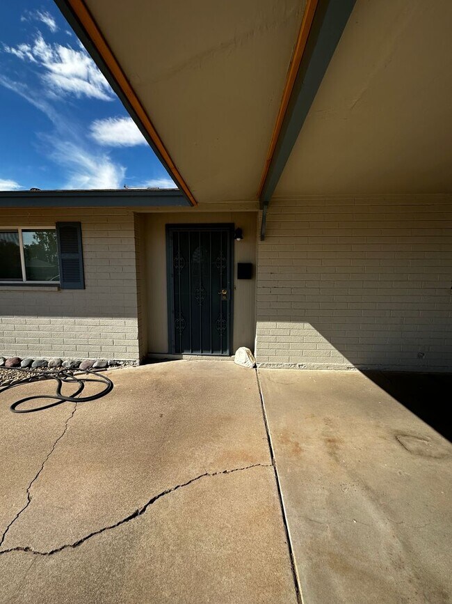 Photo - 3 BED ROOM HOME IN MESA WITH NO HOA