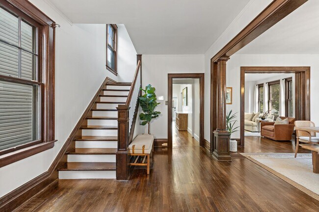 Photo - 439 Thurman Ave