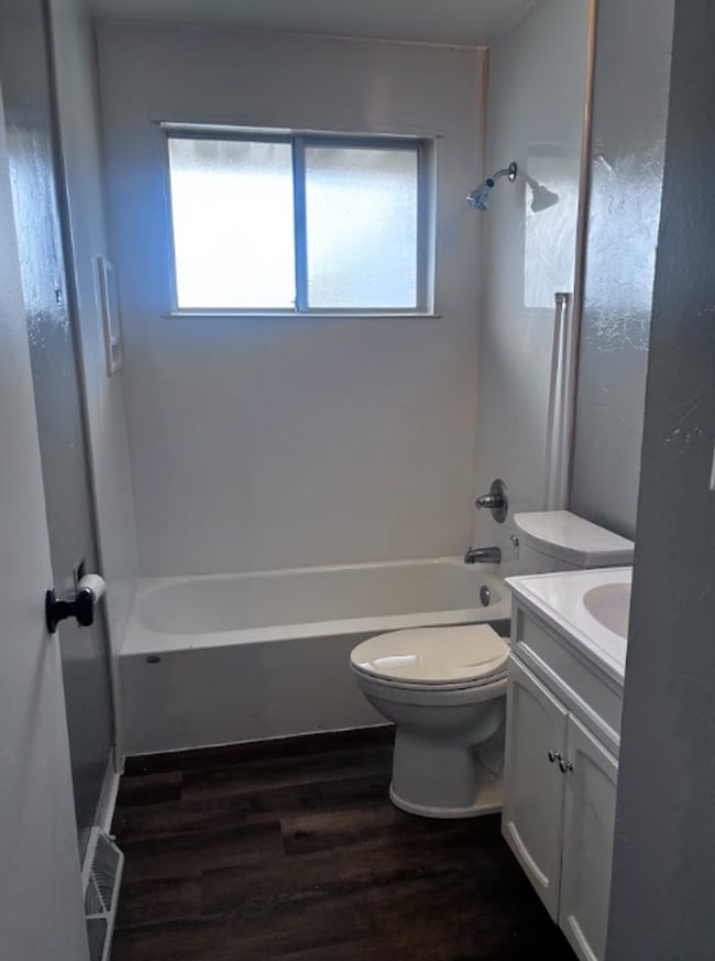 Photo - 1357-1359.5-13595 W 4th St Unit 1359.5