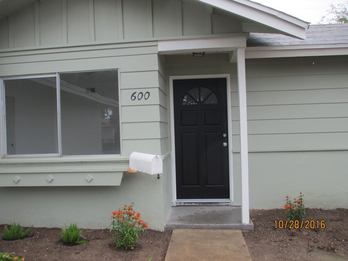 North West Pet Friendly Home - North West Pet Friendly Home