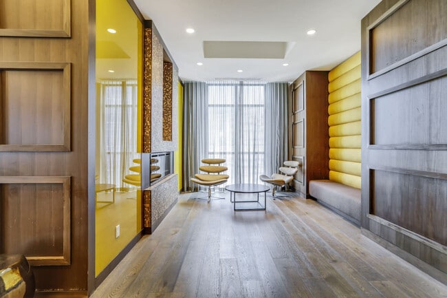 Photo - 300 Front St W Unit SI ID1471499P