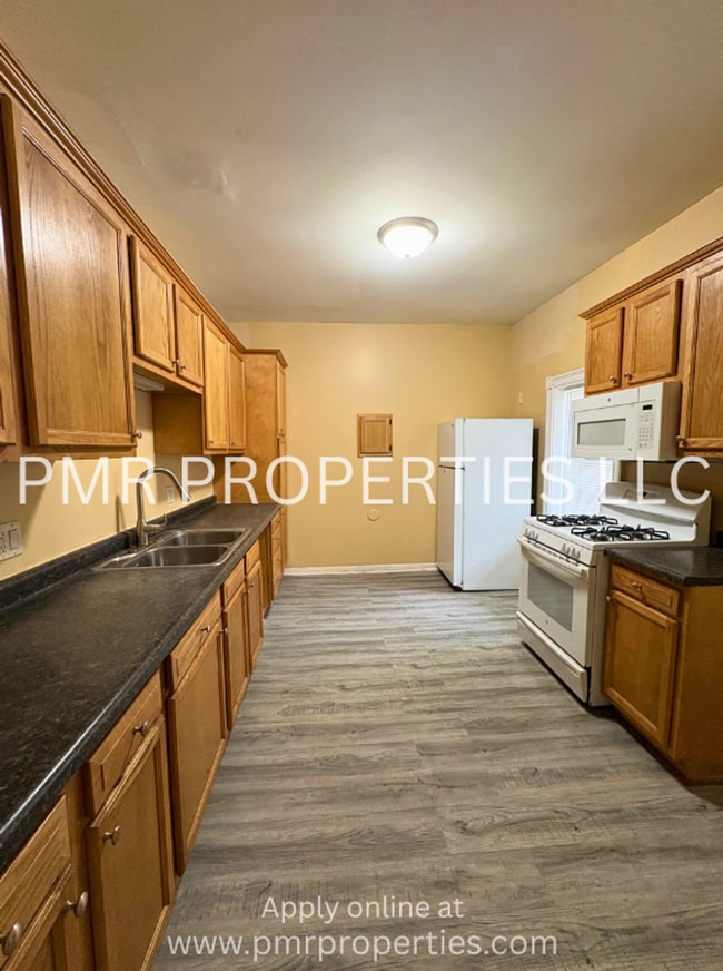Photo - 1709-1711 Howard Unit 1711 Howard St.