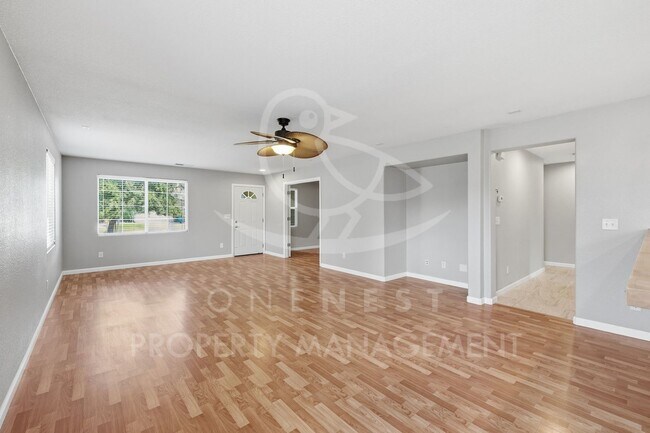 Photo - 1444 Minories Dr