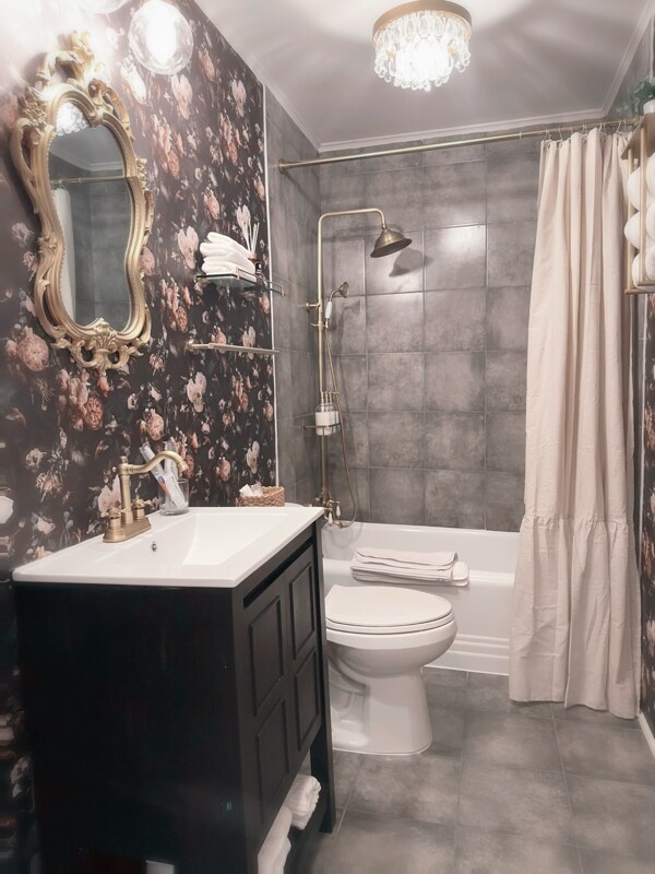 Photo - 415 S Prairieville St