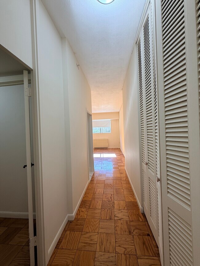 101 Monmouth St Unit 107
