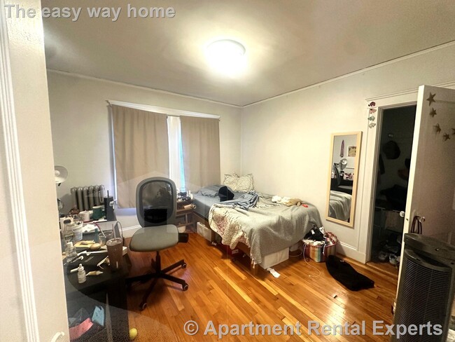 23 Edison Ave Unidad 1