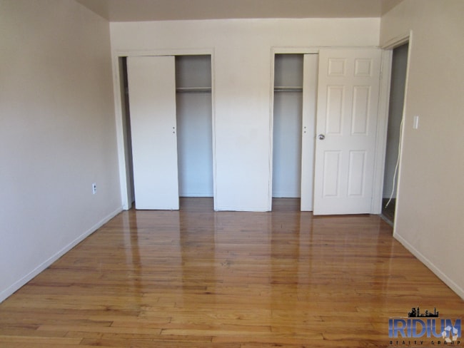 Building Photo - 133 Cleveland St Rental