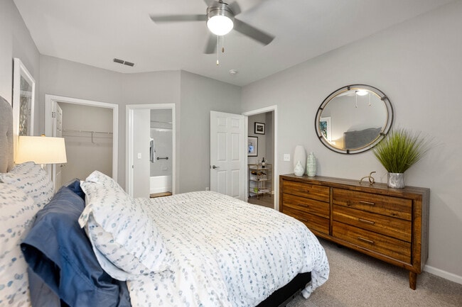 Grand Reserve Apartment Homes