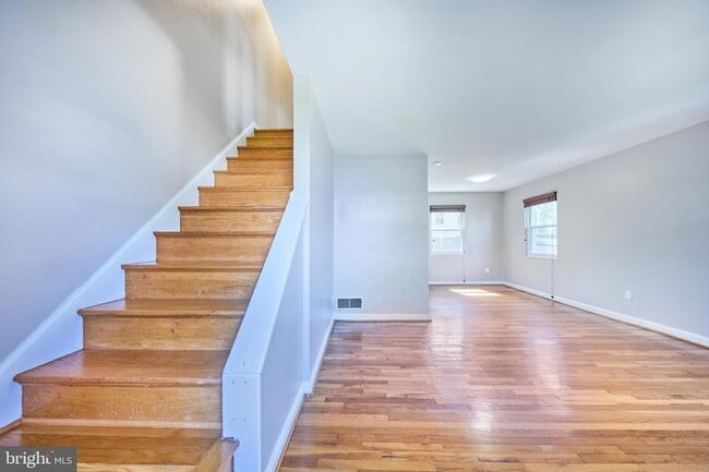 Photo - 2319 Riverview Terrace