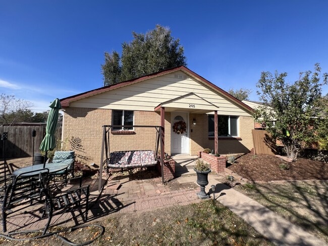 Photo - 205 16th Ave Ct