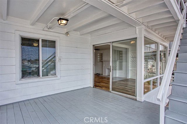 Photo - 415 Edgewater Pl