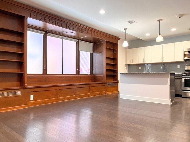 Building Photo - 128 Pearl St Unit 1 Rental