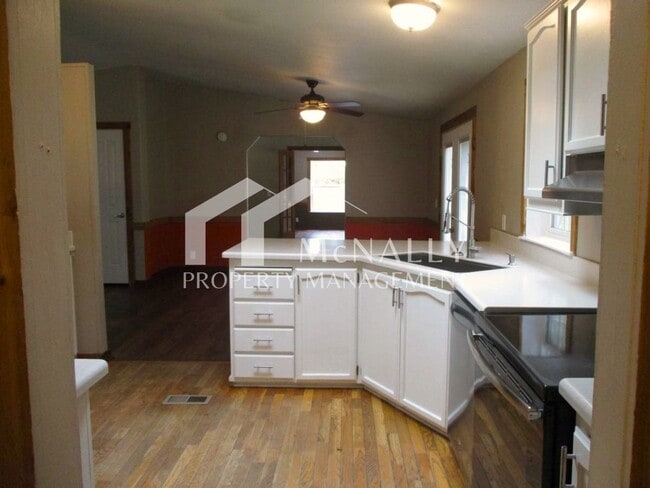 Photo - 3 Bedroom 2 Bath Home in Lakebay