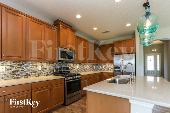 Photo - 6107 Colmar Pl