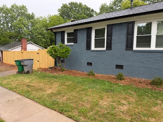 Photo - 2 BR/1BA | Newly Renovated Single Family Home |  Back and Front Yard!
