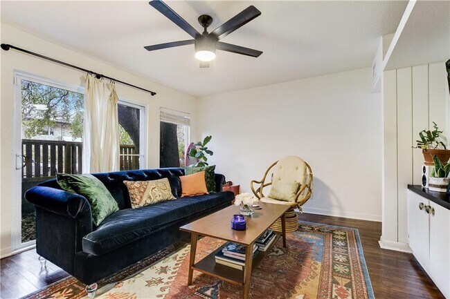 Photo - 1006 Lorrain St