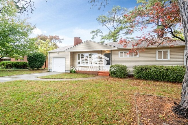 Photo - 2204 Helsley Ave