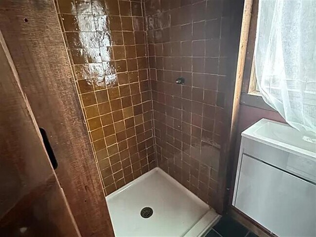 Photo - Tiny house living