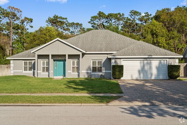 Building Photo - Beautiful Energy Efficient 3/2 Pool Home W...