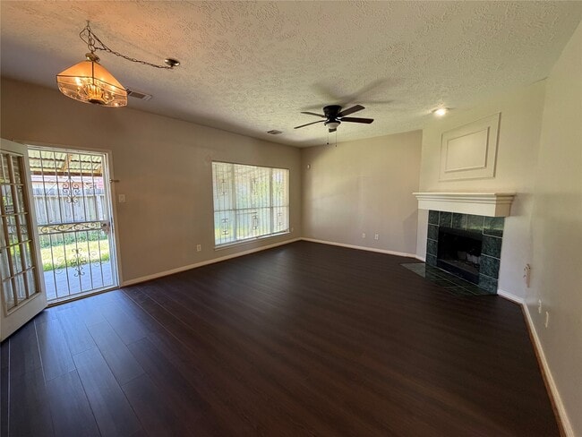 Photo - 13403 Agarita Ln