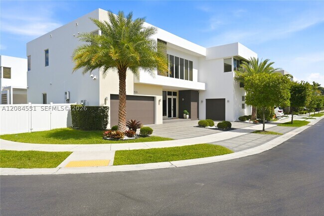 Photo - 7525 NW 103rd Pl