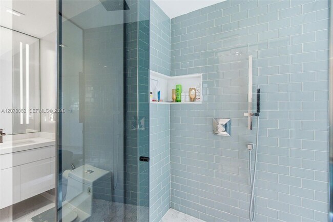 Photo - 1428 Euclid Ave Unit 207