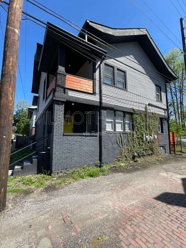 Photo - 321 E 31st St Unit 1