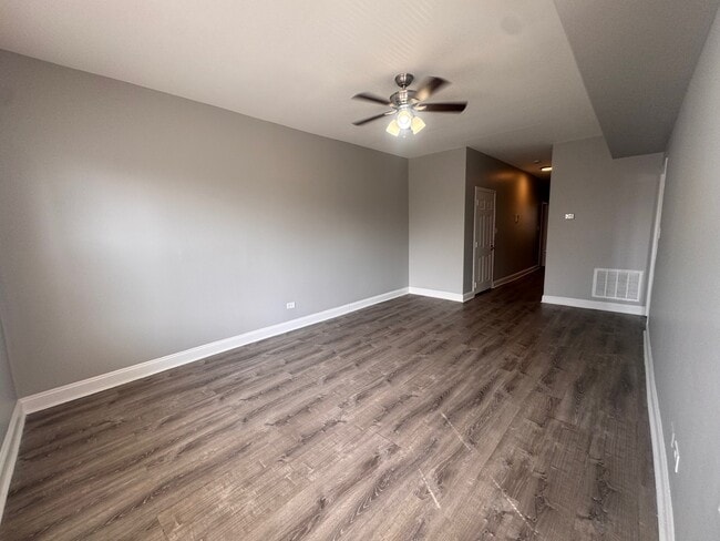 Photo - 525-527 N Homan Ave. Unit 525-2s