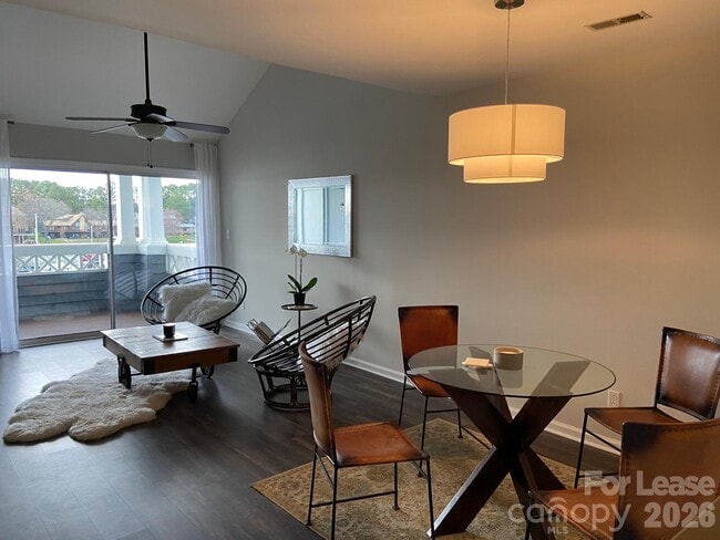 Photo - 18711 Vineyard Point Ln