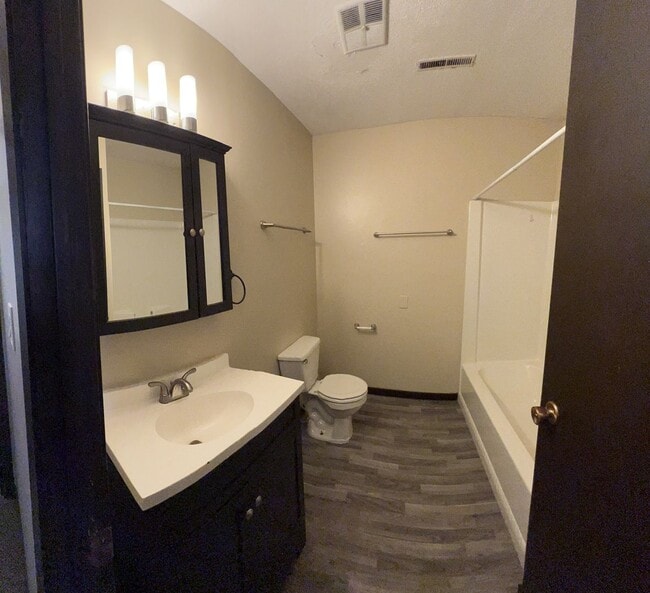 Photo - 4010 Westover Rd SE Unidad 1