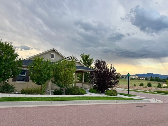 1810 Volterra Wy