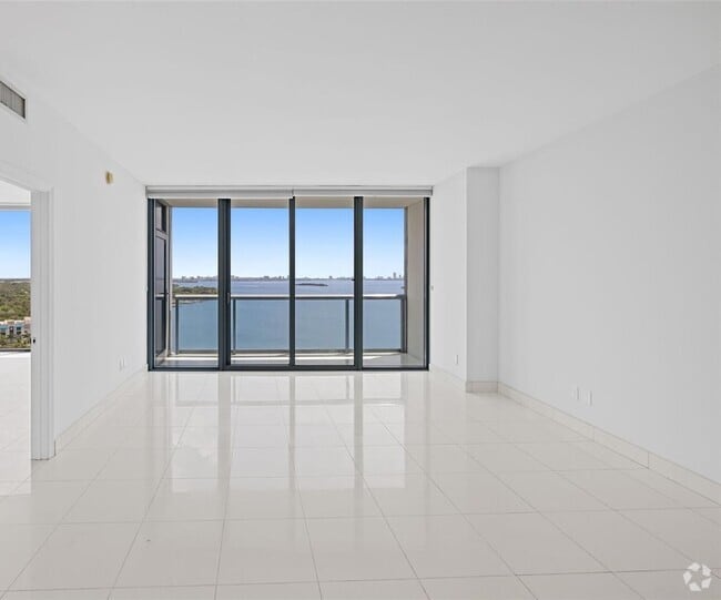 Building Photo - 601 NE 36th St Unit 1511 Rental