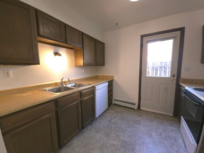 Photo - 2645-2647-2647 Pine St Unidad 2647