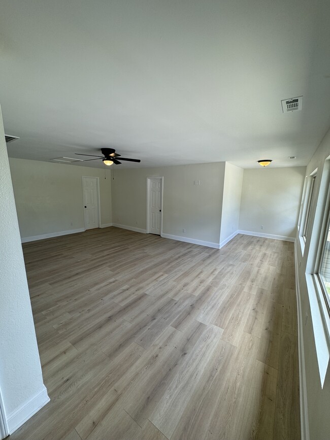 Photo - 49 Bayshore Dr Apartments Unit A