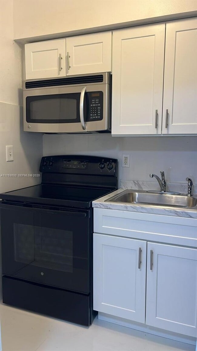 Photo - 550 NE 44th St Unit M2