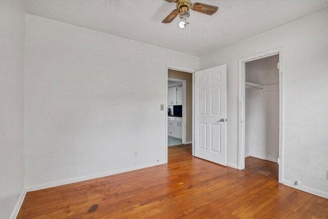 Photo - 107 Ash Ln
