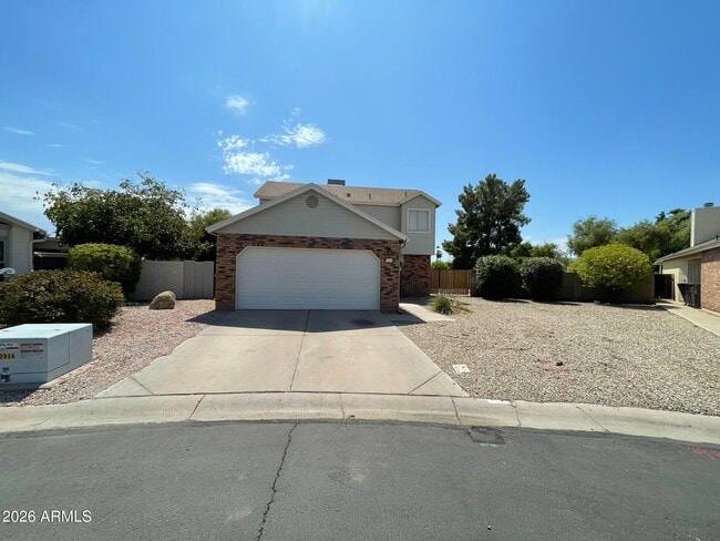 Building Photo - 3424 N Apache Cir