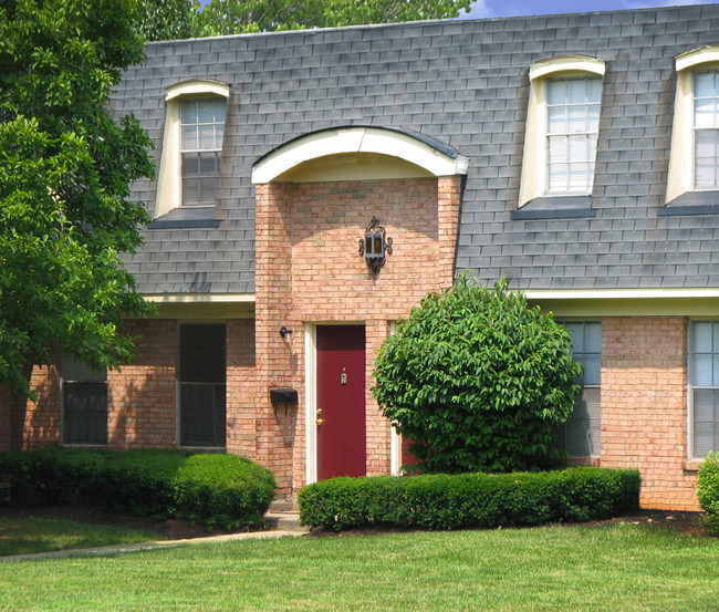 Forest Park Apartments - Forest Park Apartments