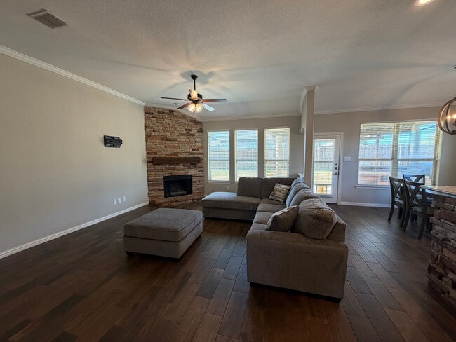 Photo - Room in House on Zanna Grace Way