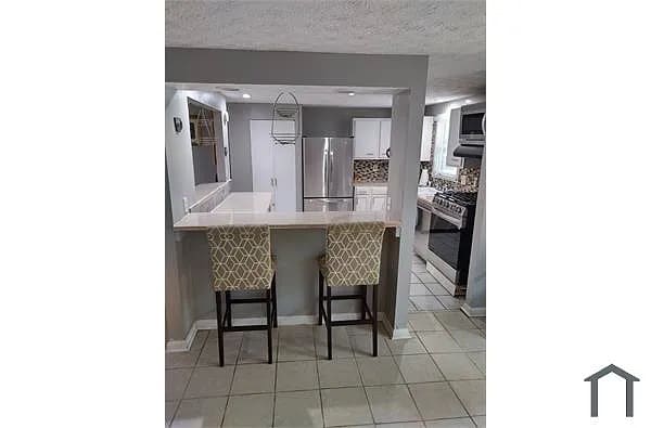 Photo - Room in House on White Oak Trail