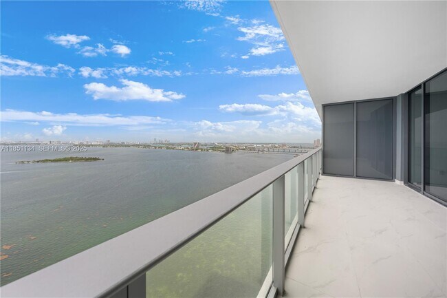 Photo - 700 NE 24th St Unit 2503