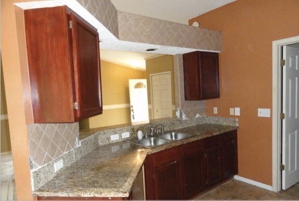 Photo - 8139 Justin Rd N